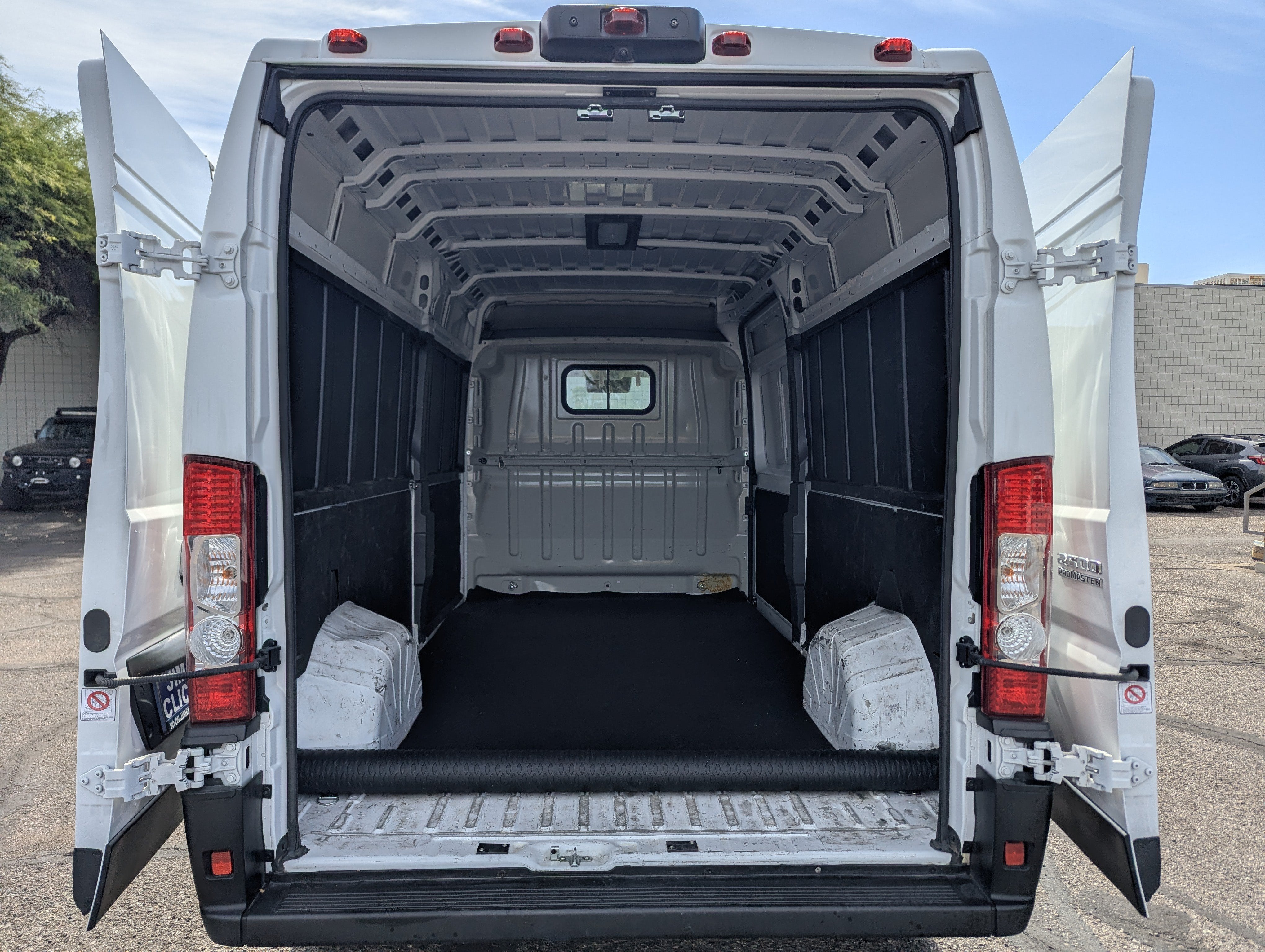2025 RAM ProMaster Cargo Van Tradesman