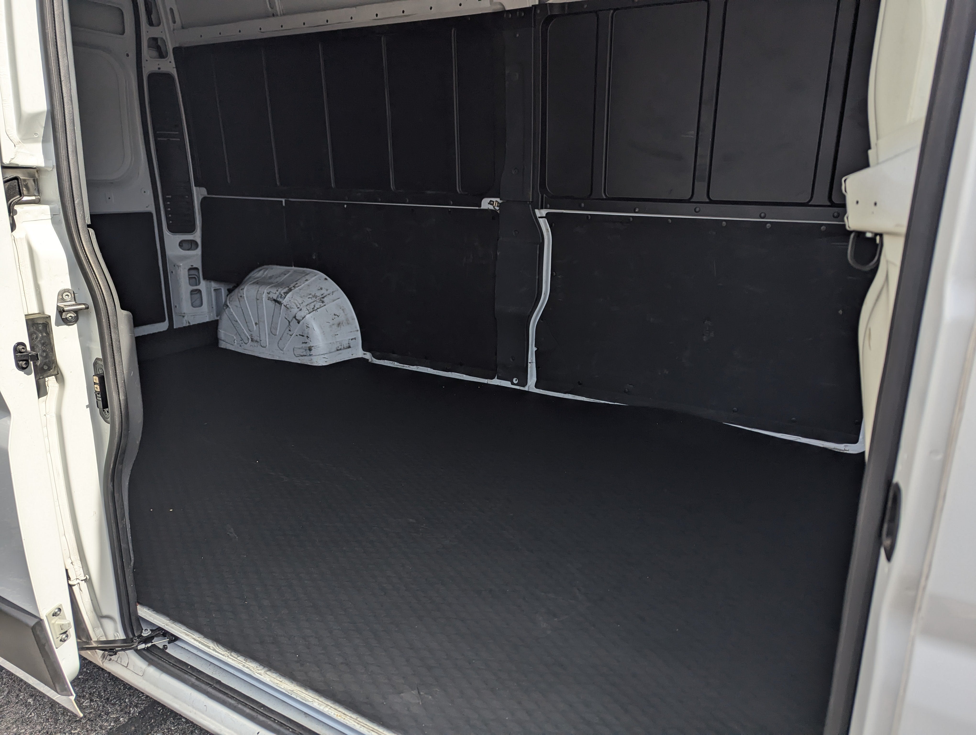2025 RAM ProMaster Cargo Van Tradesman