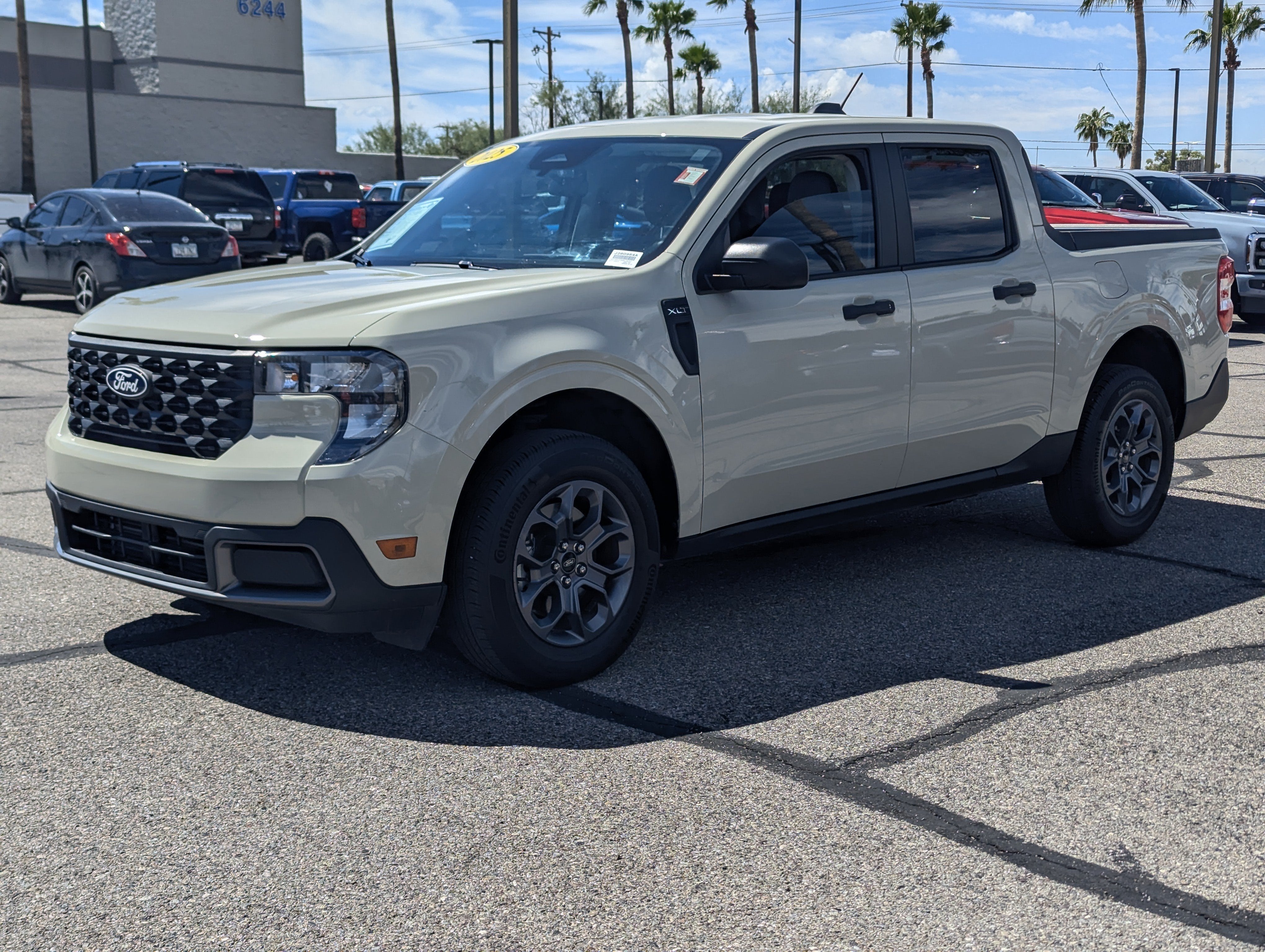 2025 Ford Maverick XLT