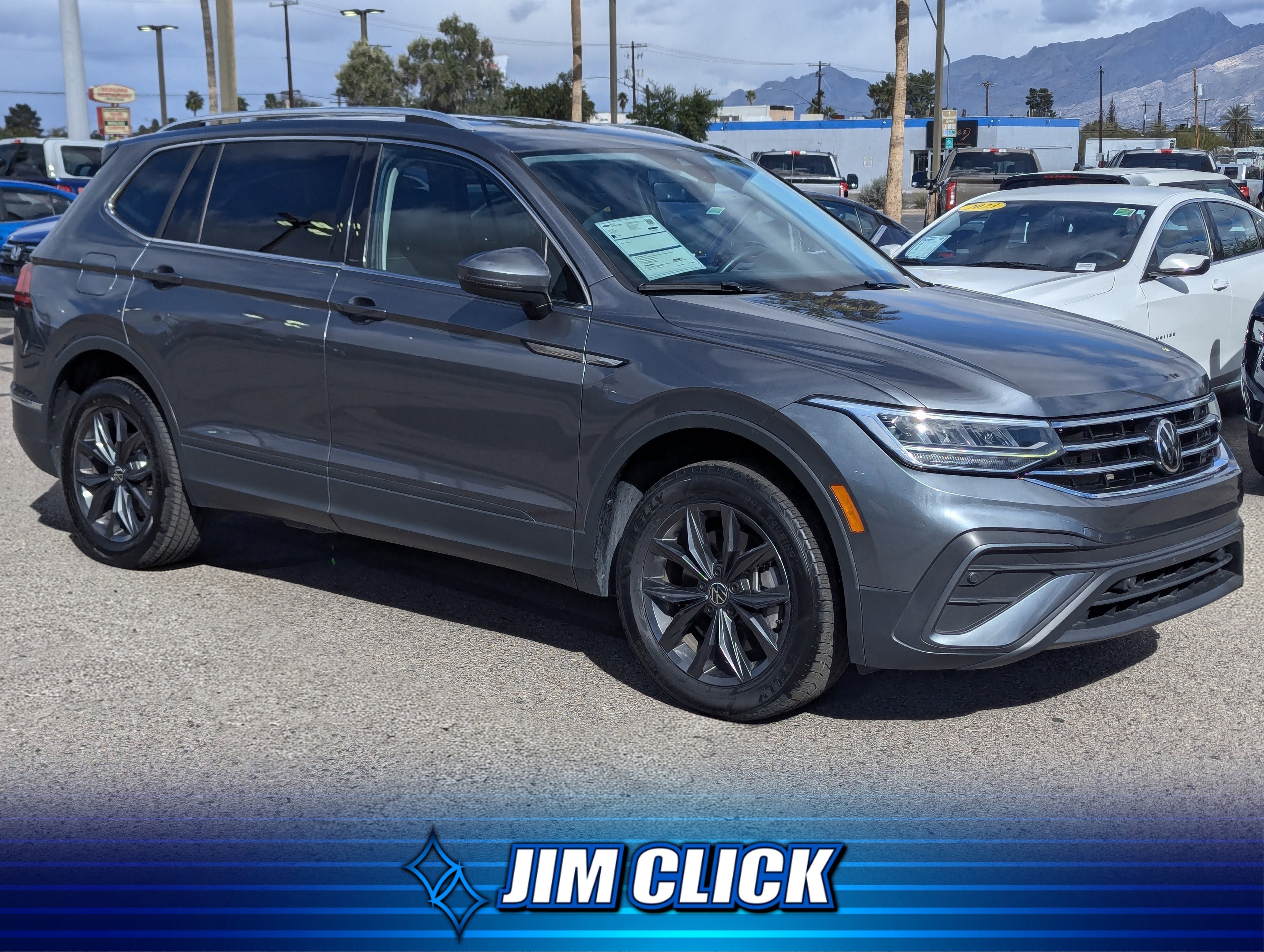 2023 Volkswagen Tiguan SE