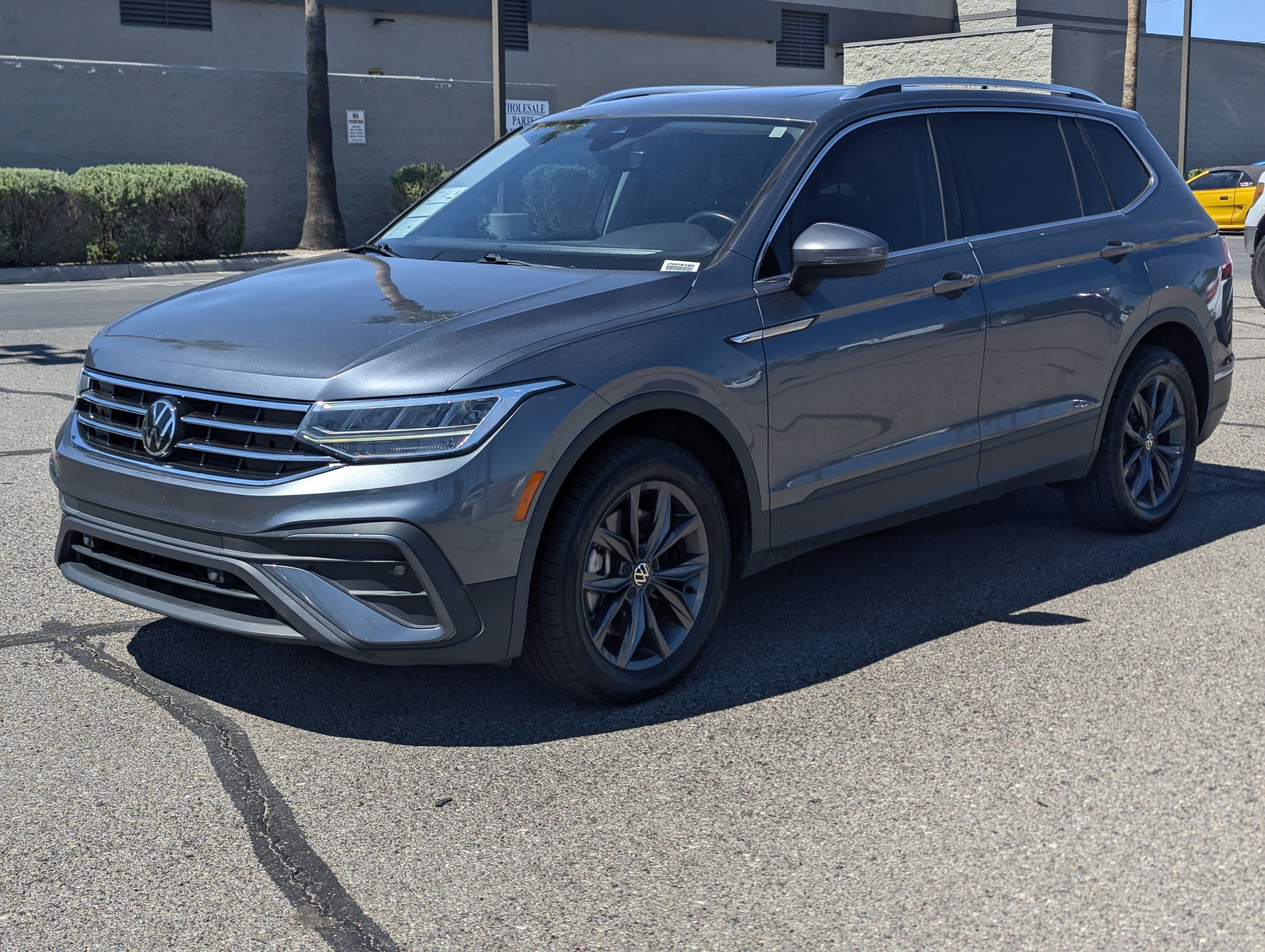 2023 Volkswagen Tiguan SE