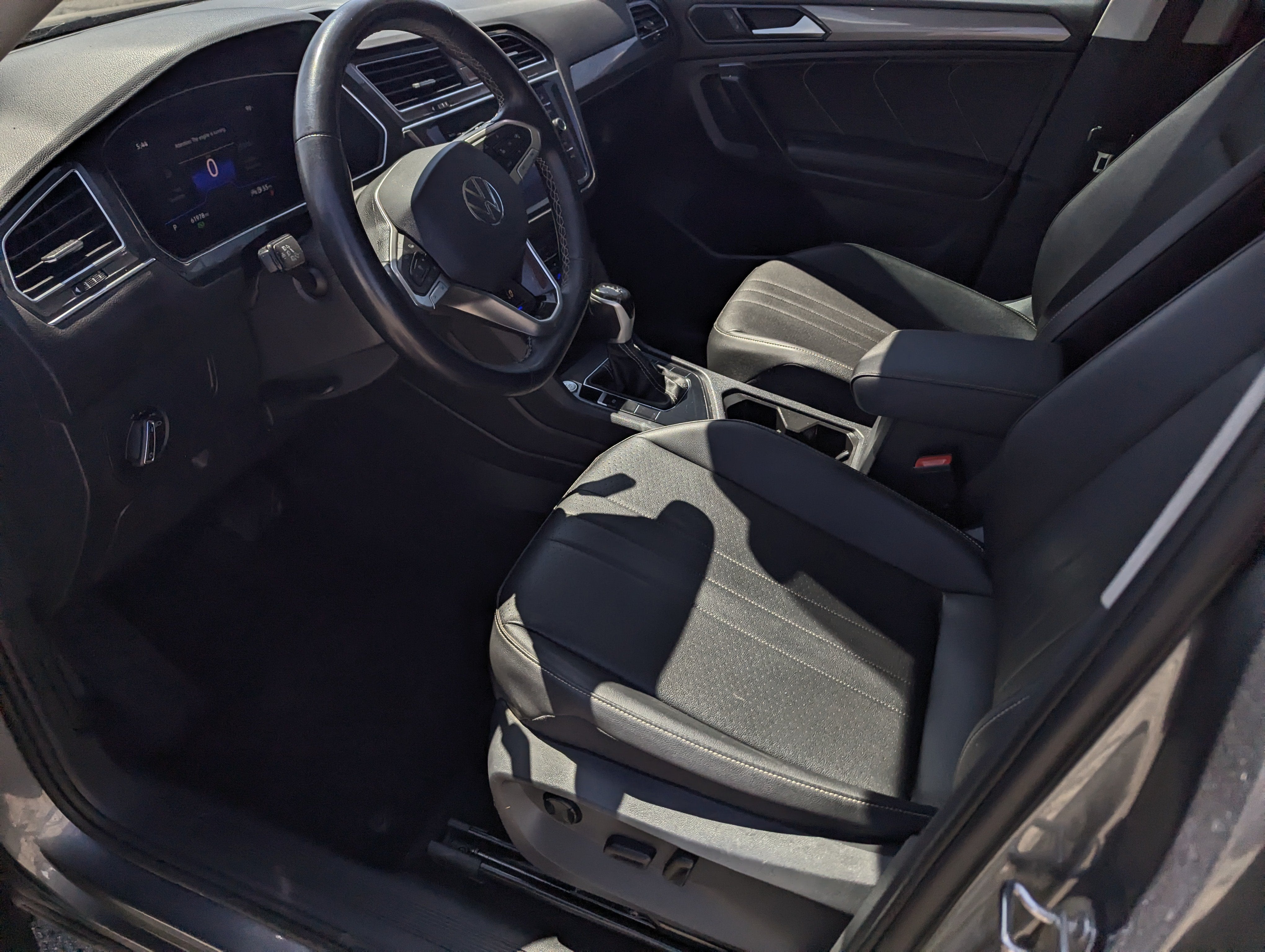 2023 Volkswagen Tiguan SE