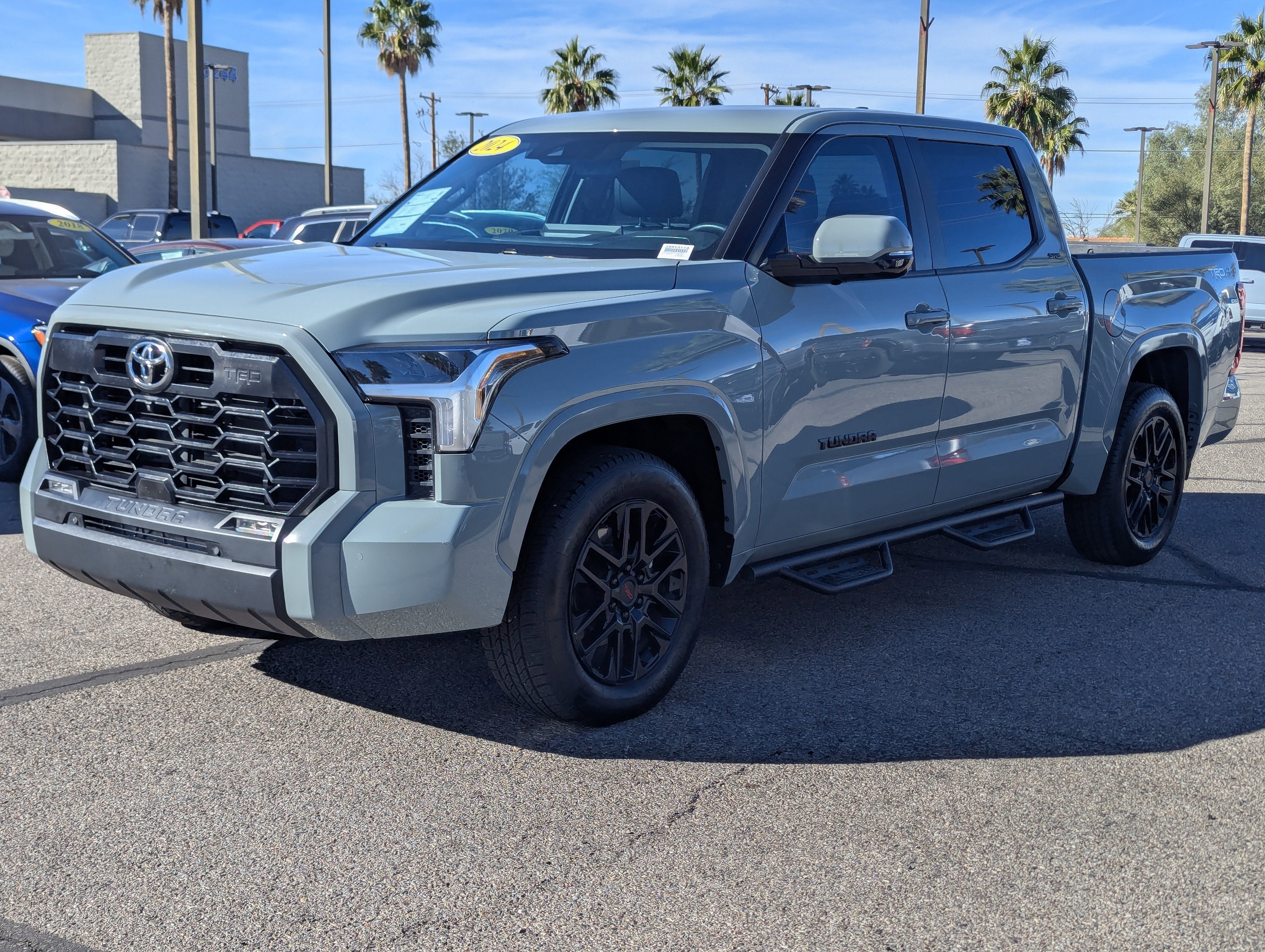 2024 Toyota Tundra 4WD SR5