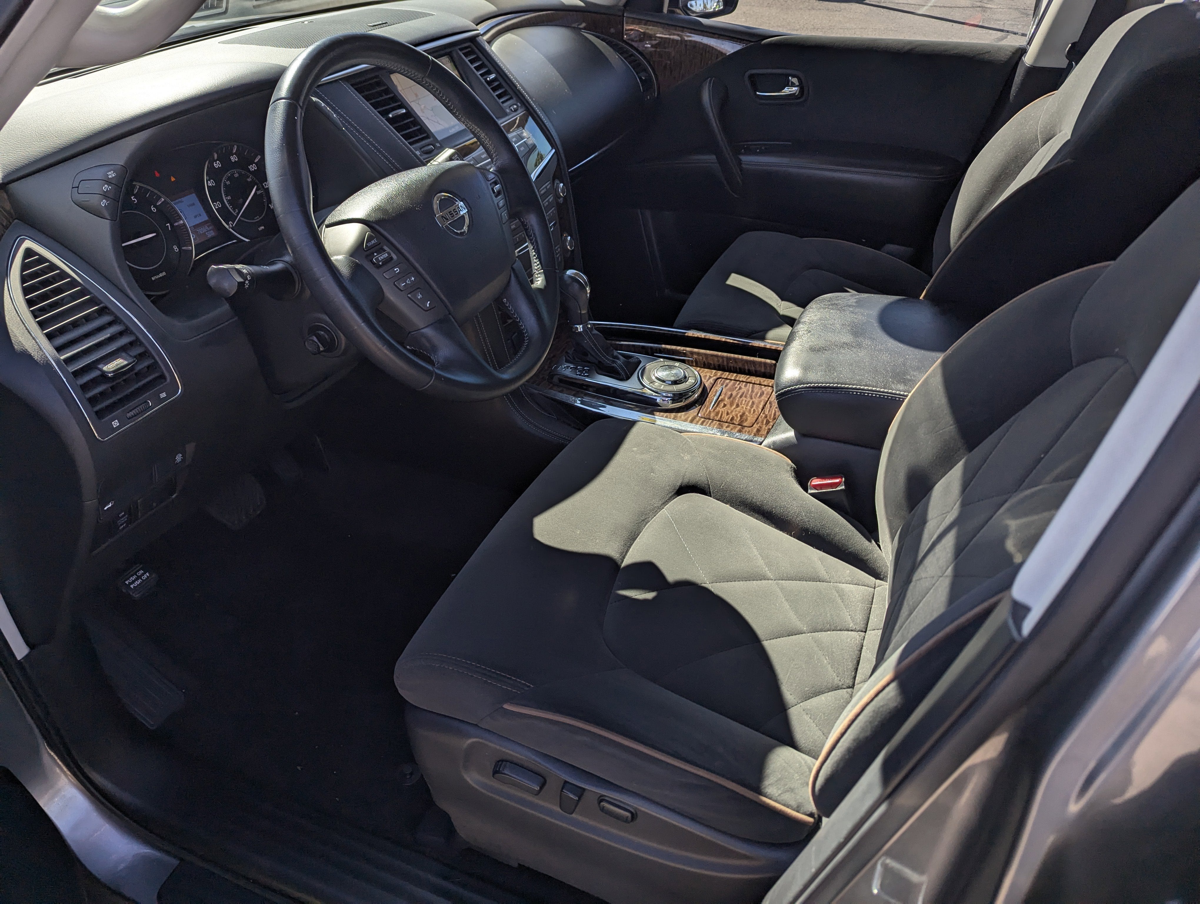 2020 Nissan Armada SV