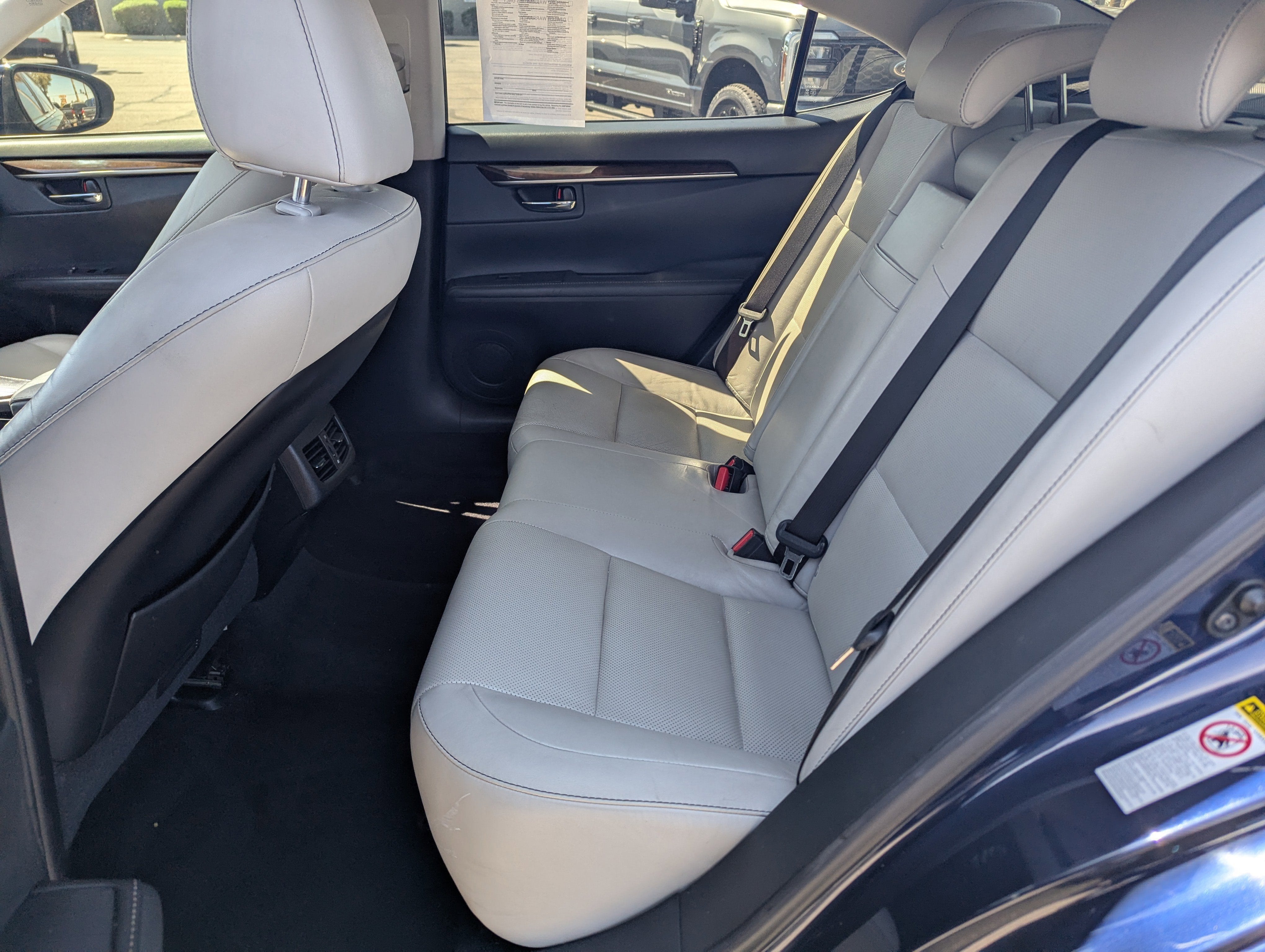 2013 Lexus ES 350 4dr Sdn