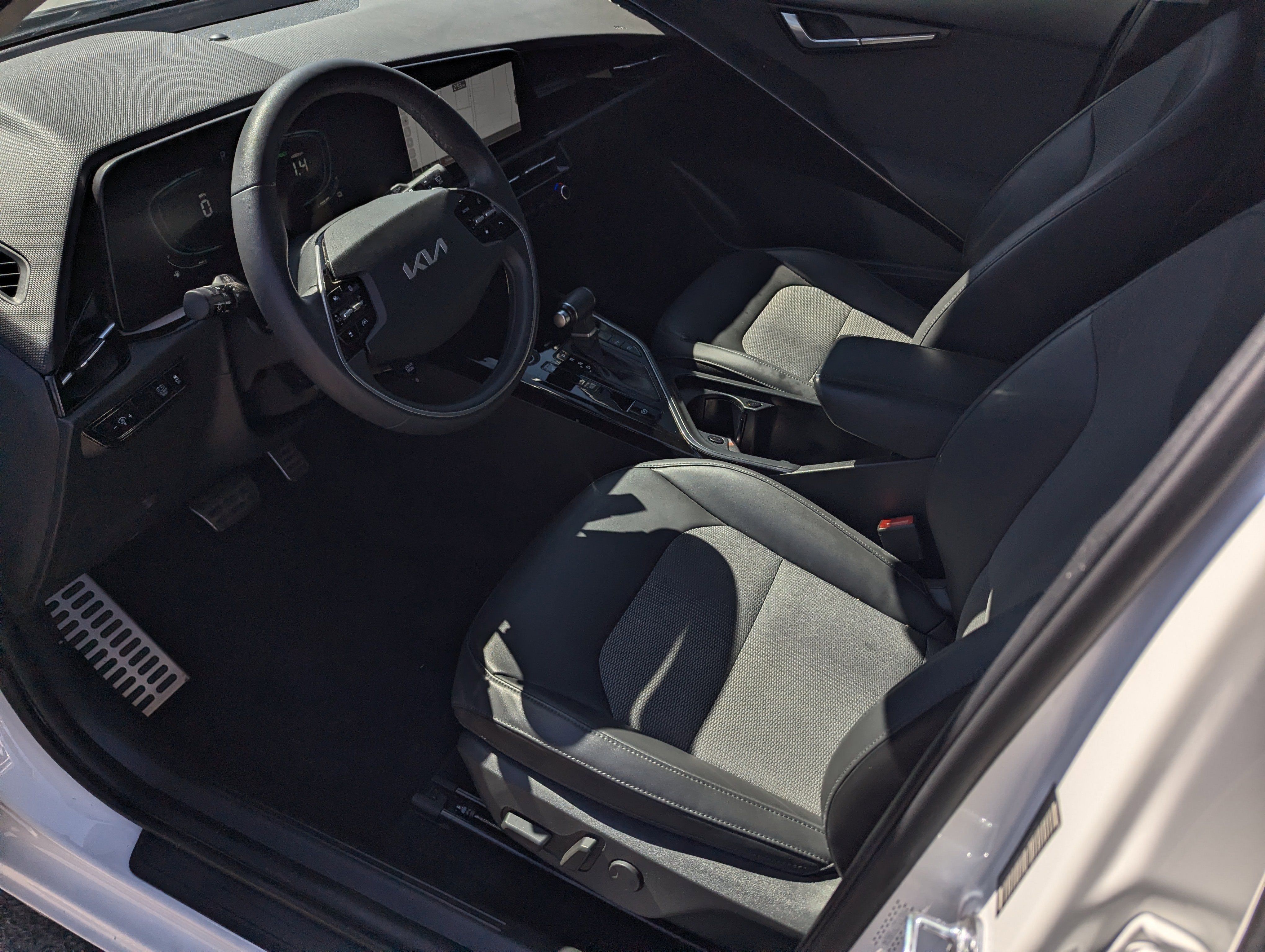 2023 Kia Niro EX Touring