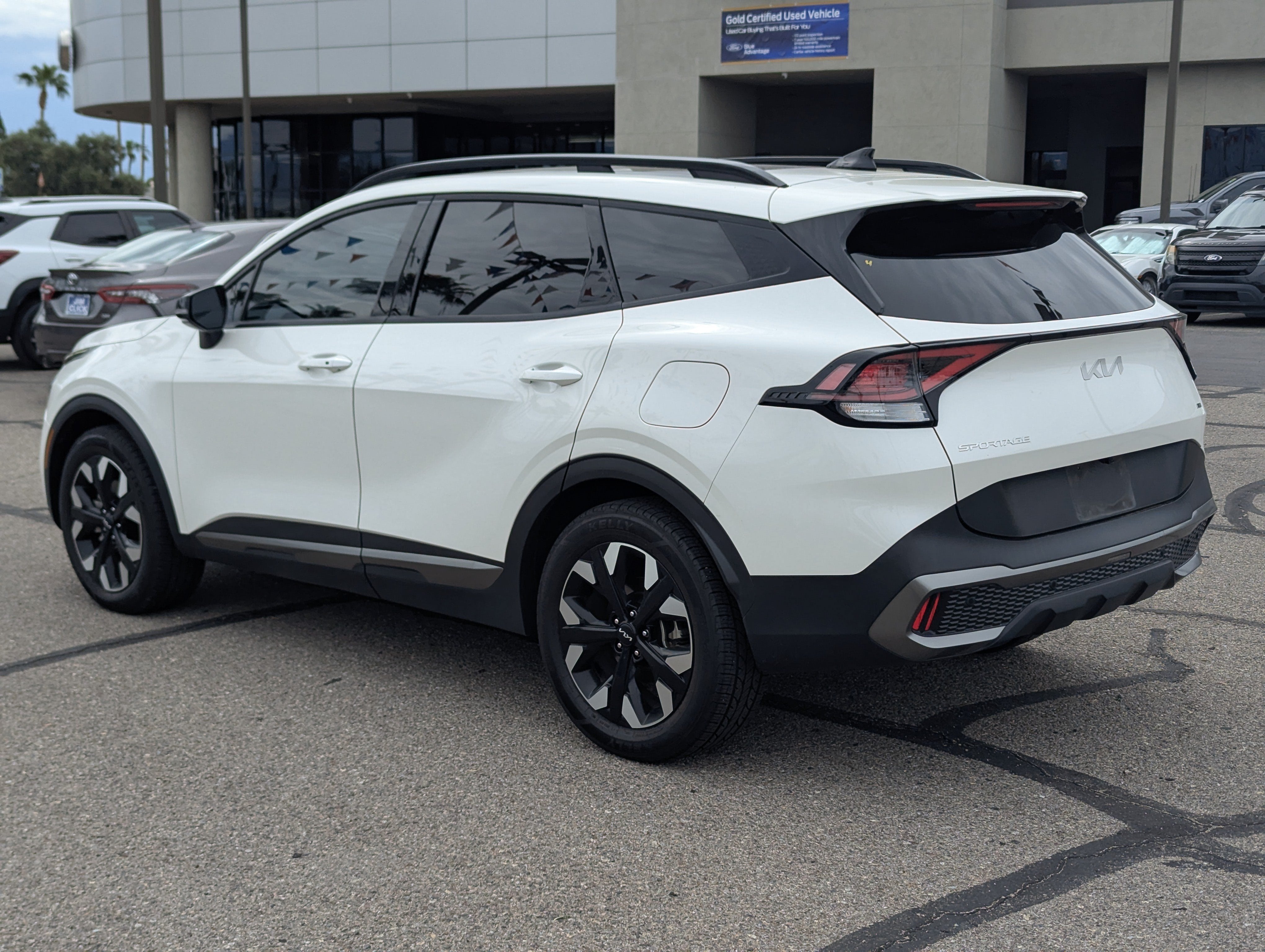 2023 Kia Sportage Plug-In Hybrid X-Line