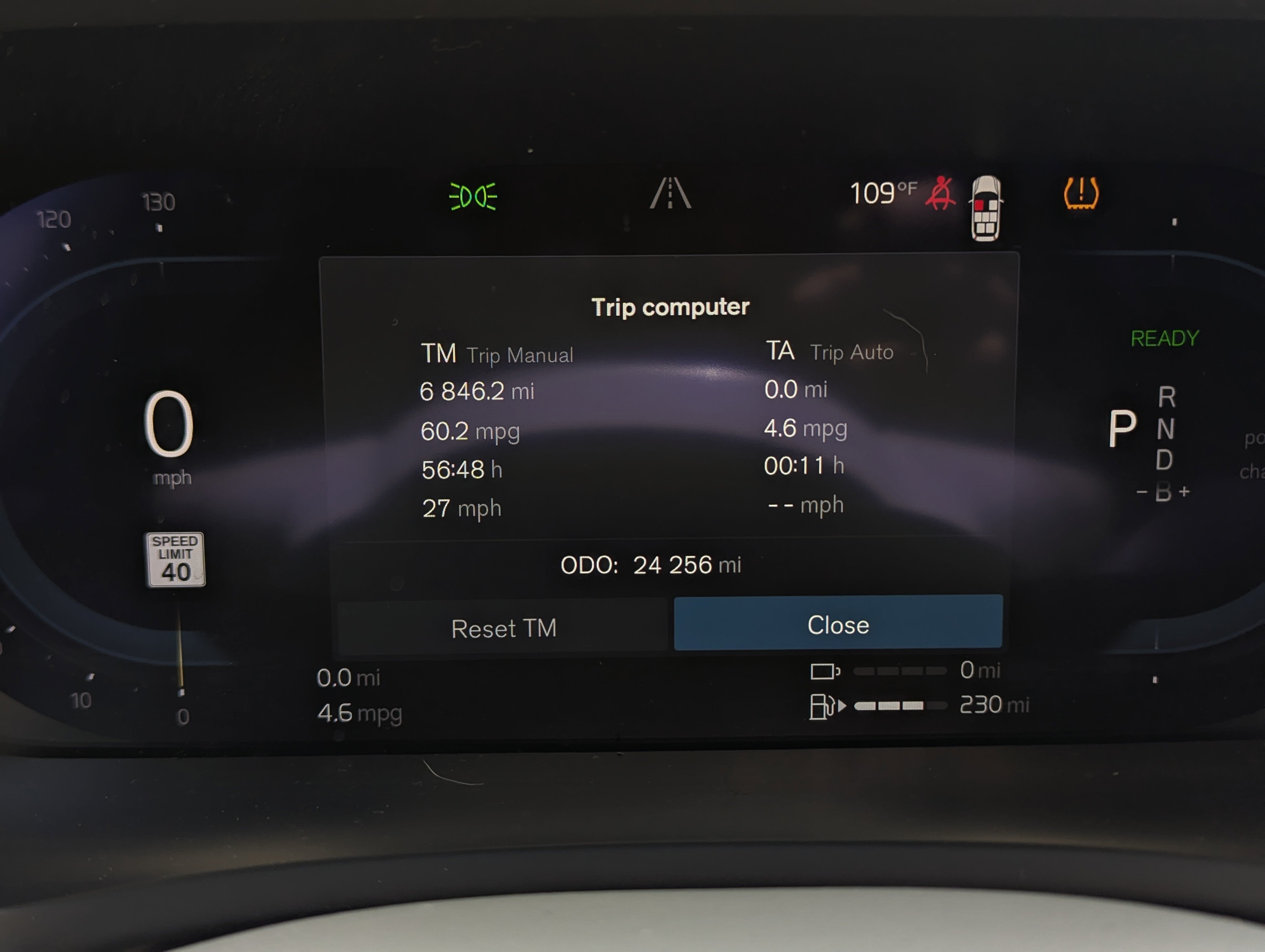 2023 Volvo XC90 Recharge Plug-In Hybrid Ultimate Dark Theme