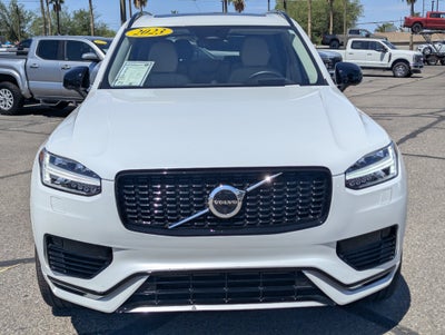 2023 Volvo XC90 Recharge Plug-In Hybrid Ultimate Dark Theme