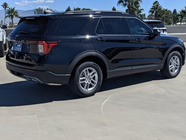 2027 Ford Explorer Active w/200A Pkg