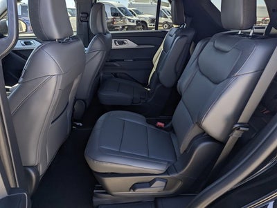 2027 Ford Explorer Active w/200A Pkg