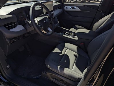 2027 Ford Explorer Active w/200A Pkg
