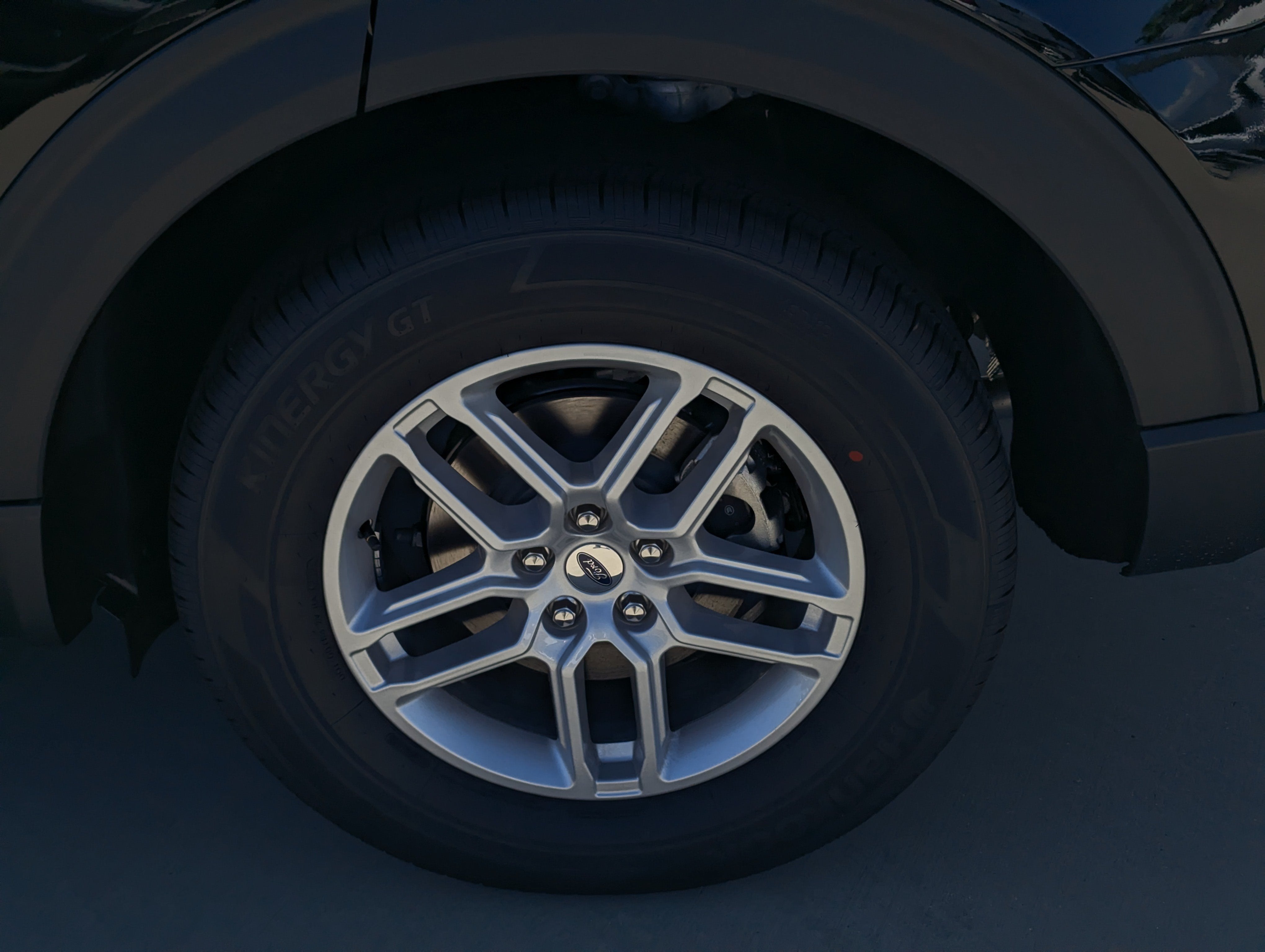 2027 Ford Explorer Active w/200A Pkg