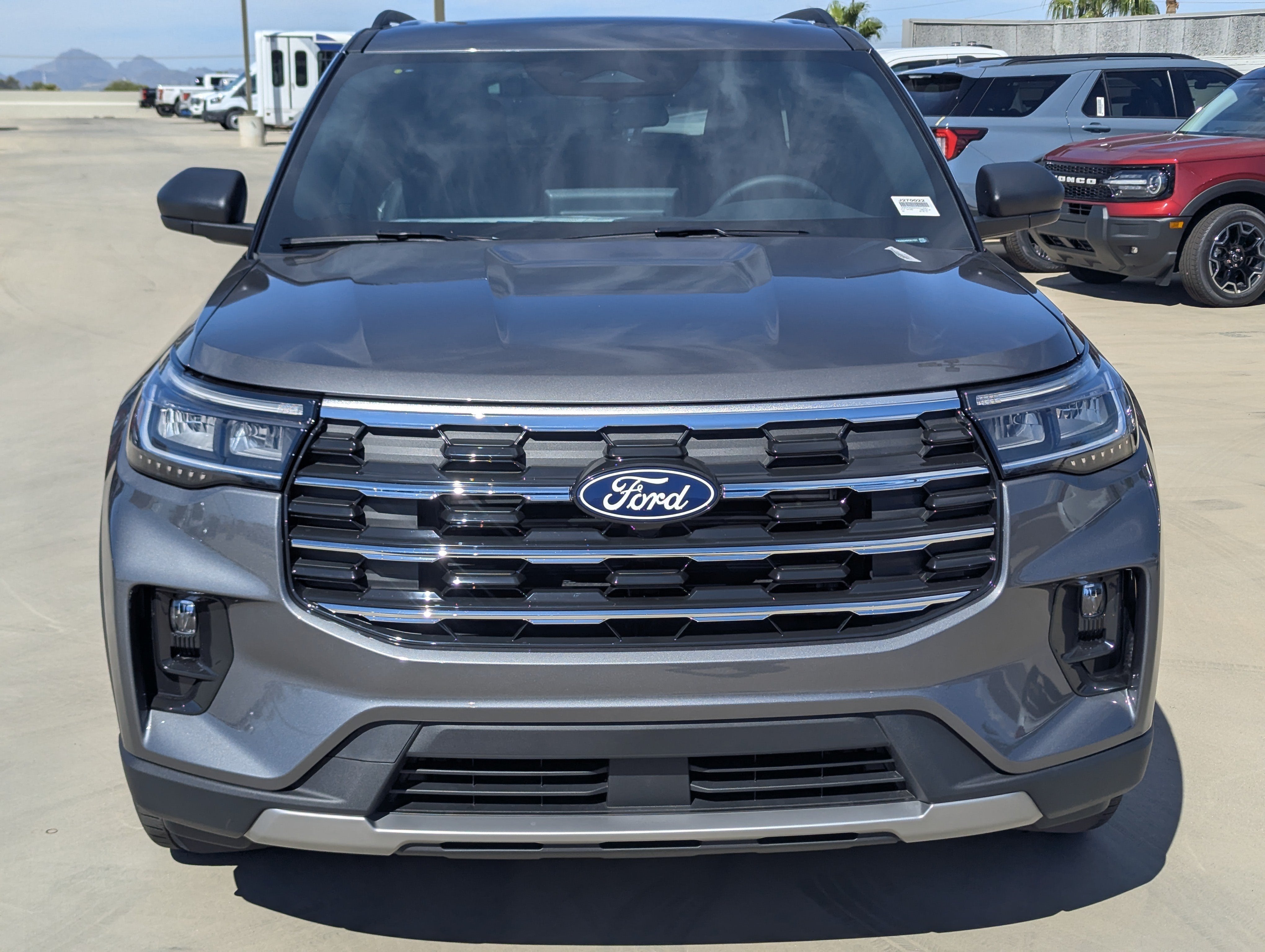 2027 Ford Explorer Active w/200A Pkg