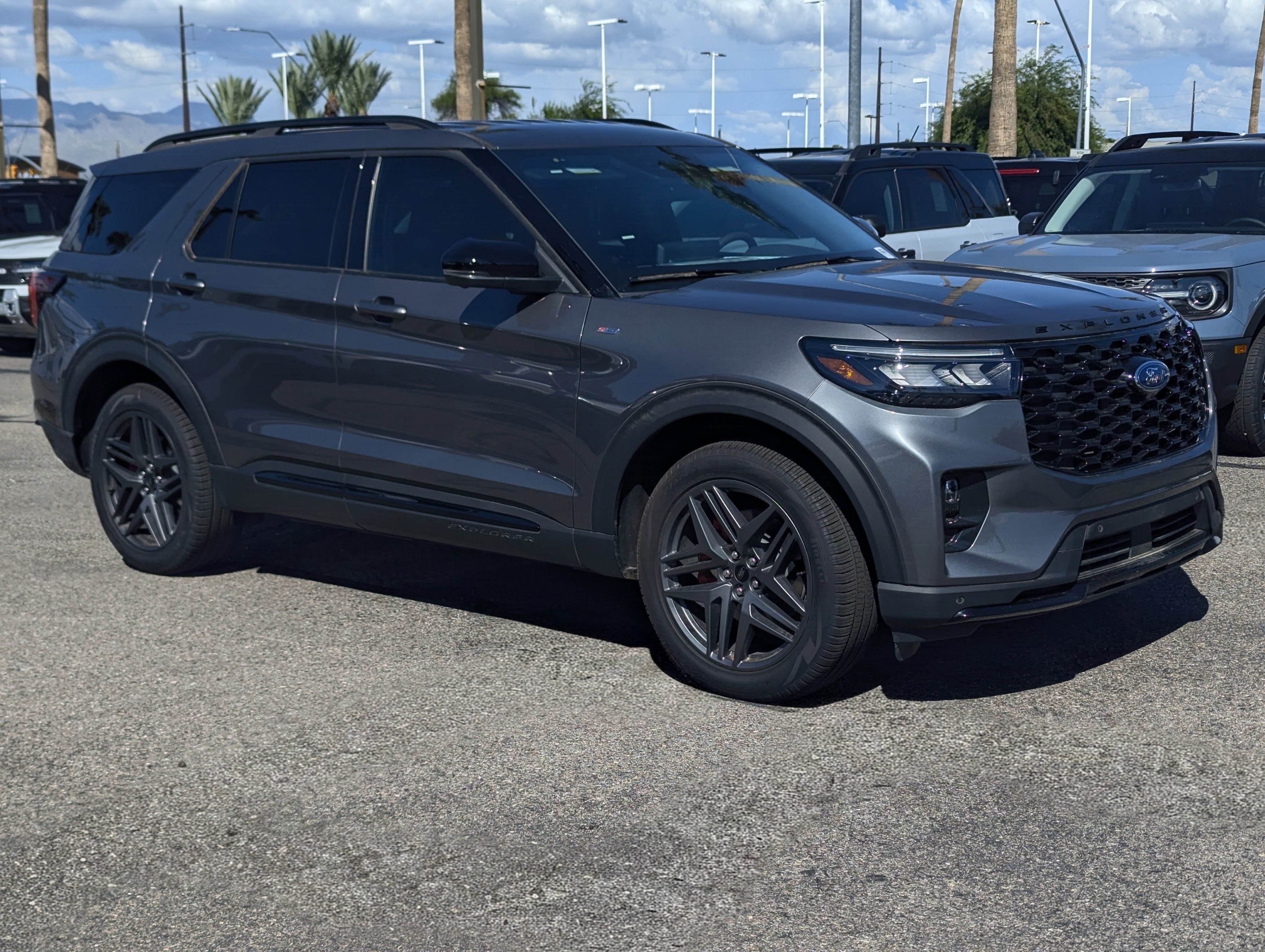 2026 Ford Explorer ST-Line
