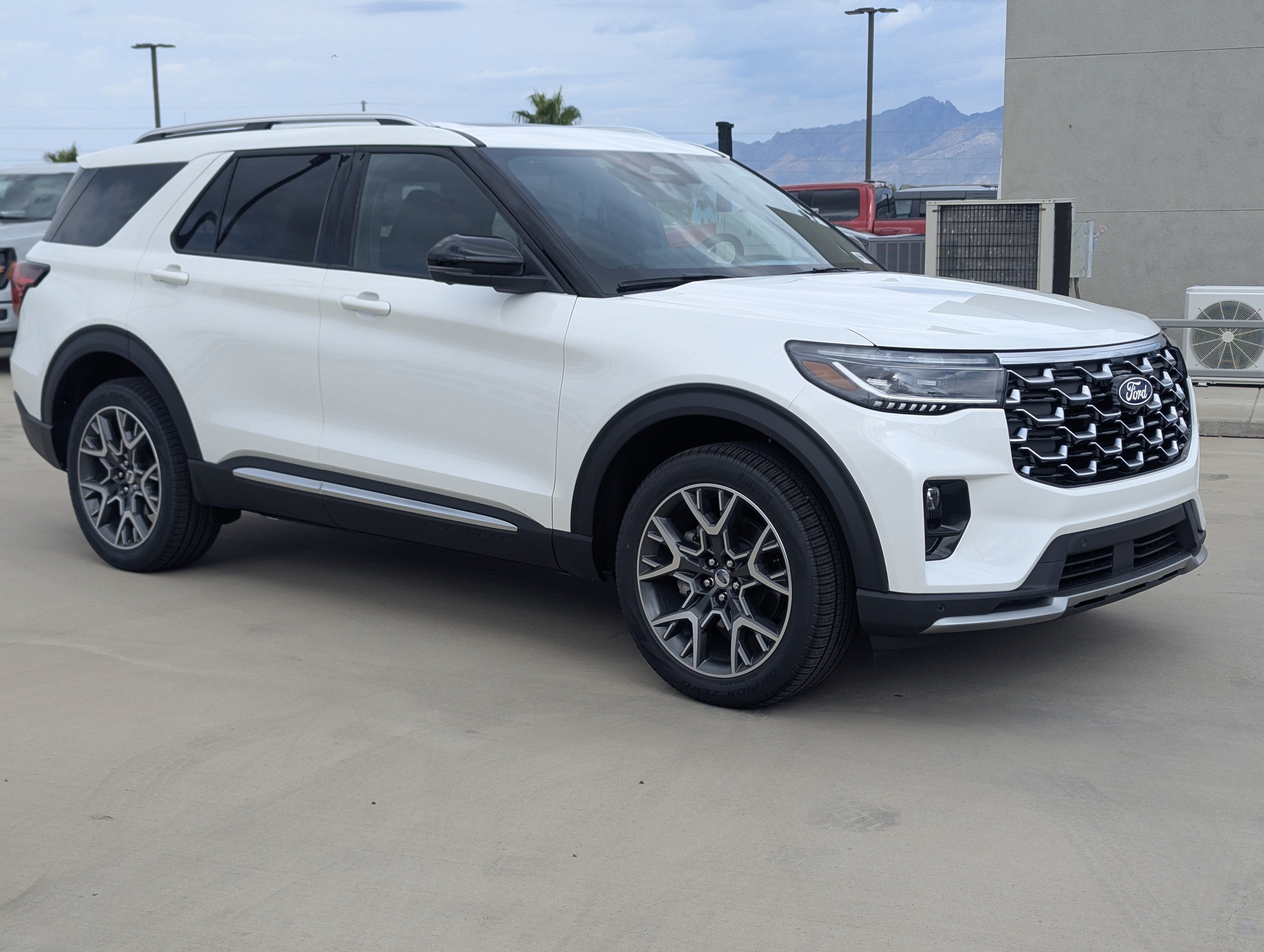 2027 Ford Explorer Platinum