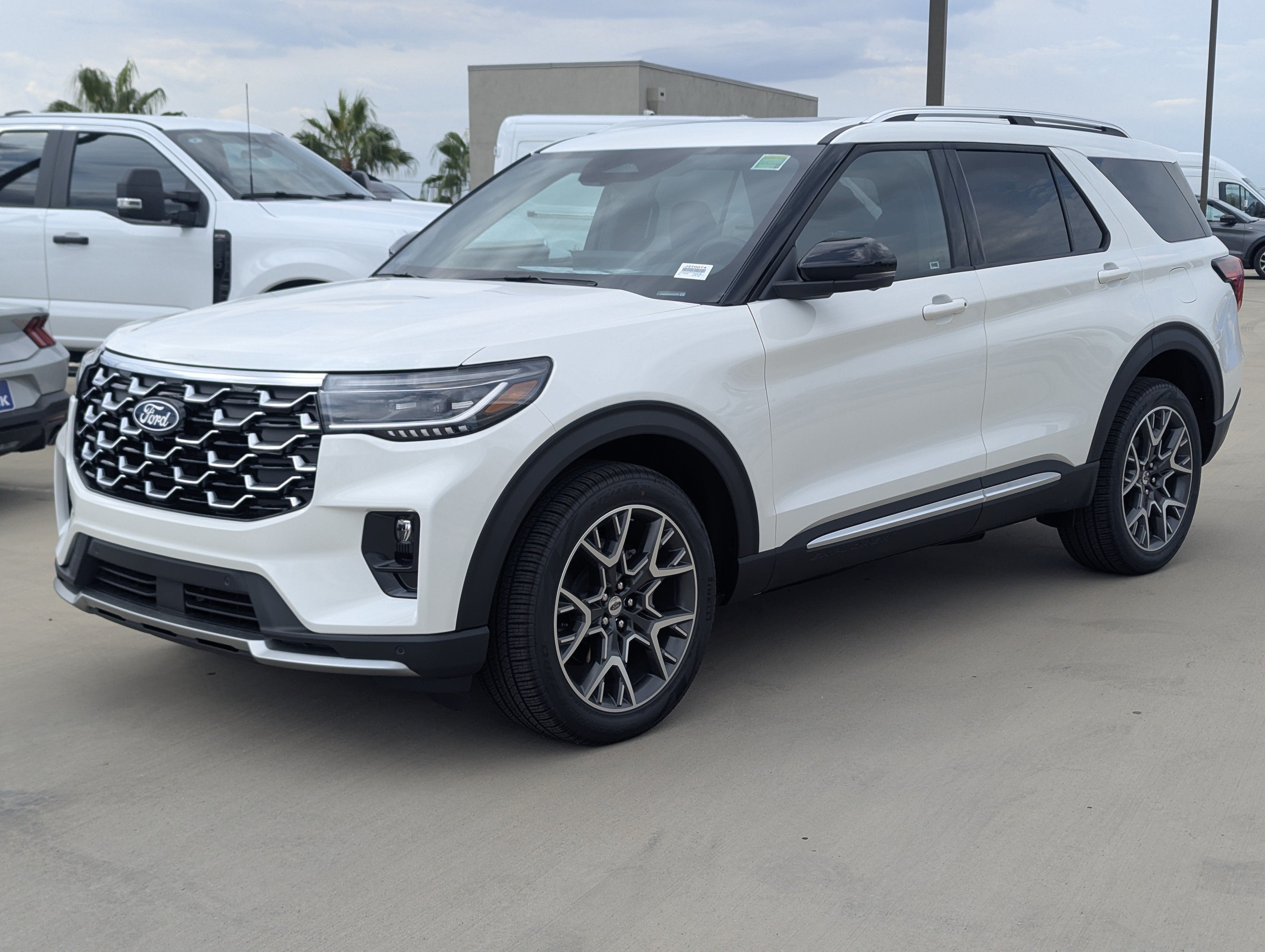 2027 Ford Explorer Platinum