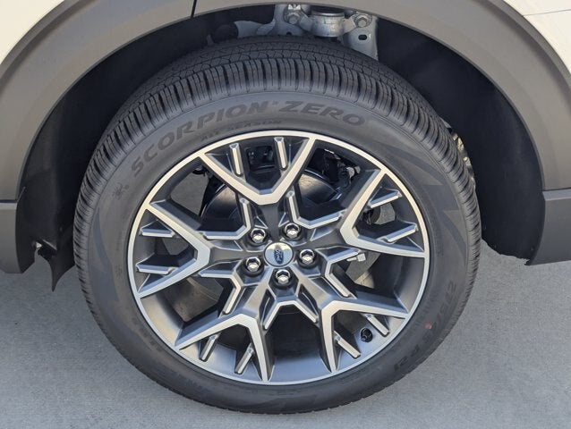 2027 Ford Explorer Platinum