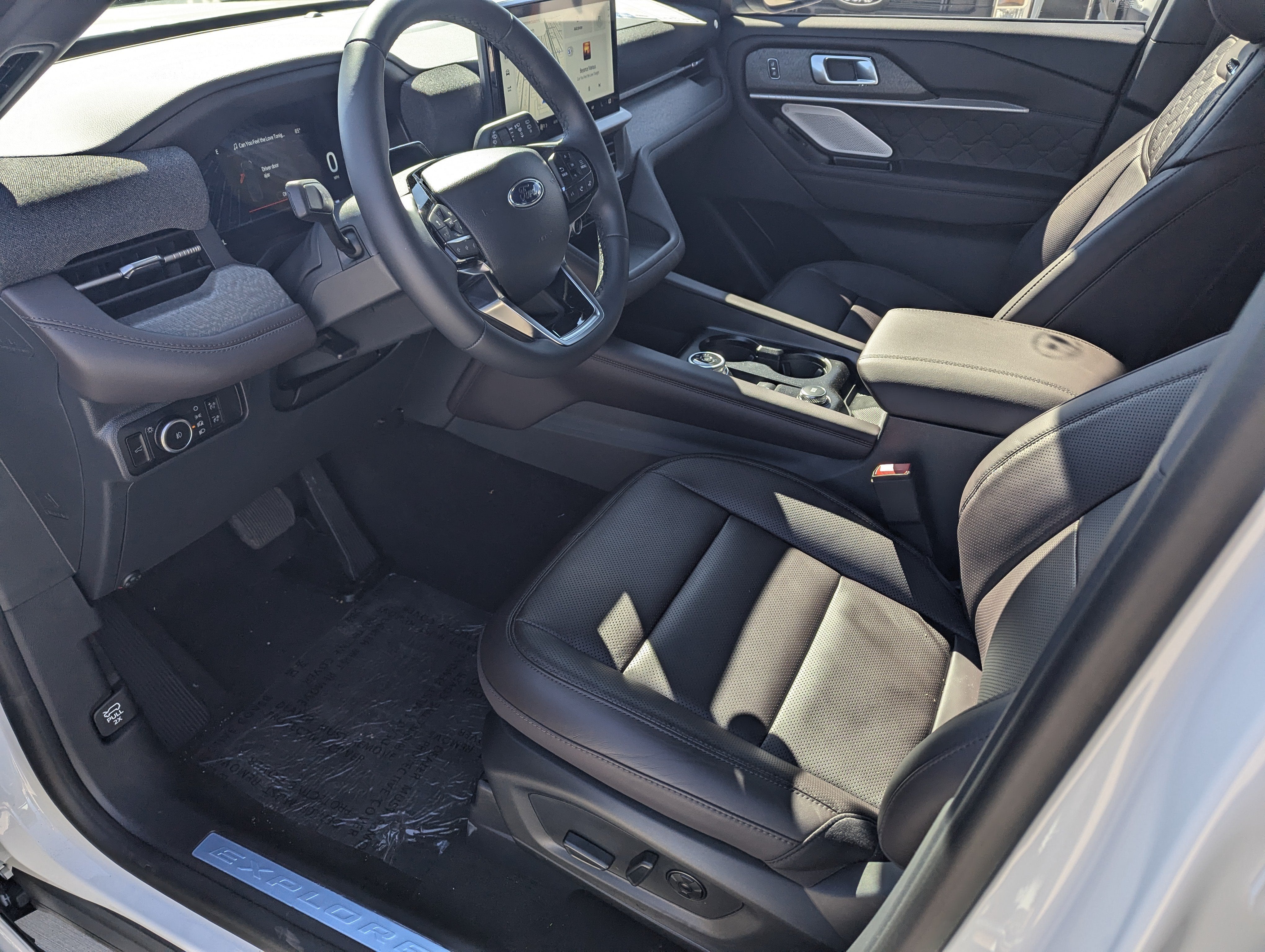 2027 Ford Explorer Platinum