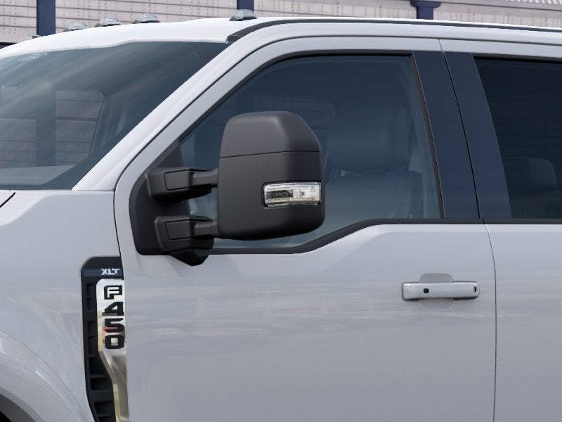 2027 Ford Super Duty F450 4X4 CRW PU